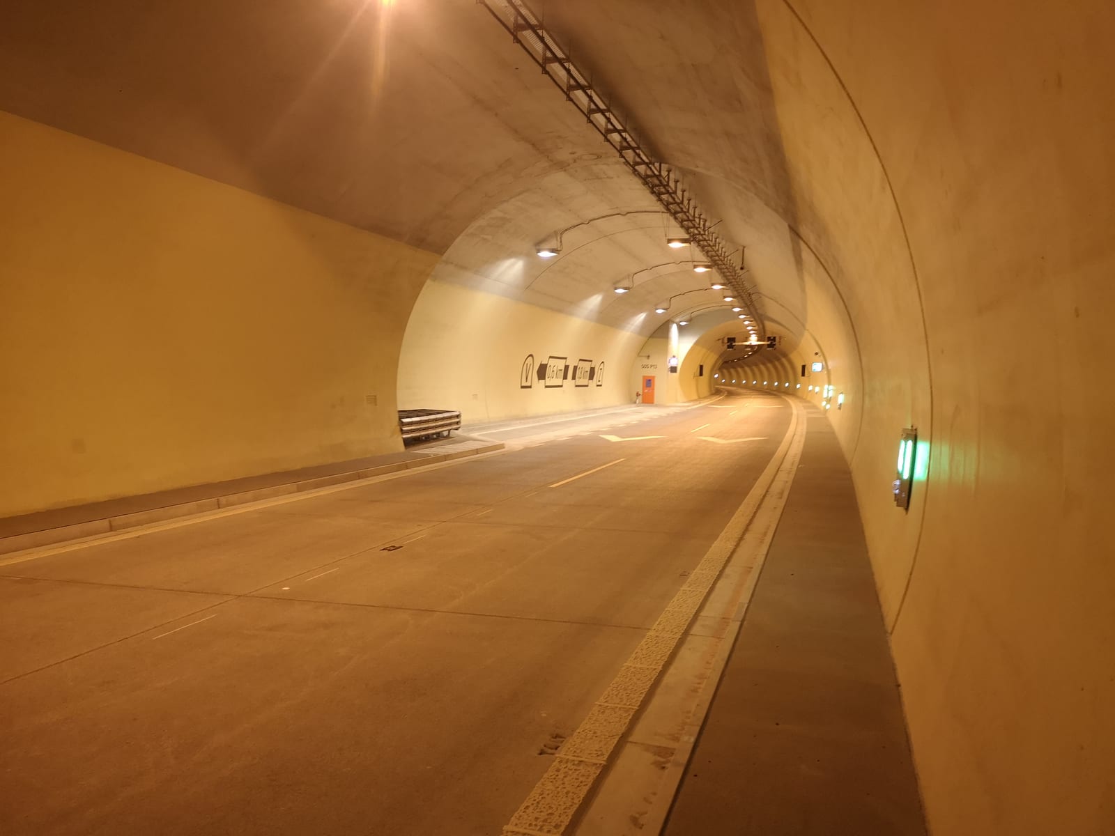 Tunnel Ovčiarsko and Žilina